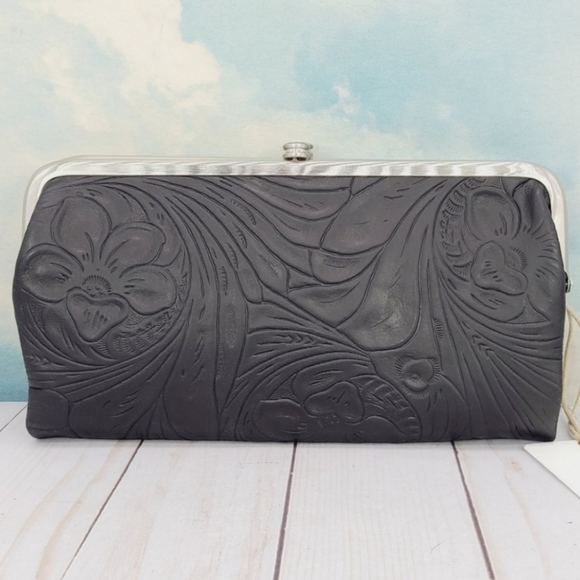 HOBO Handbags - HOBO Lauren Clutch Wallet Embossed